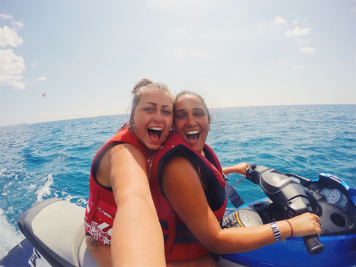 Jetski-Action in der Bucht von Bentota